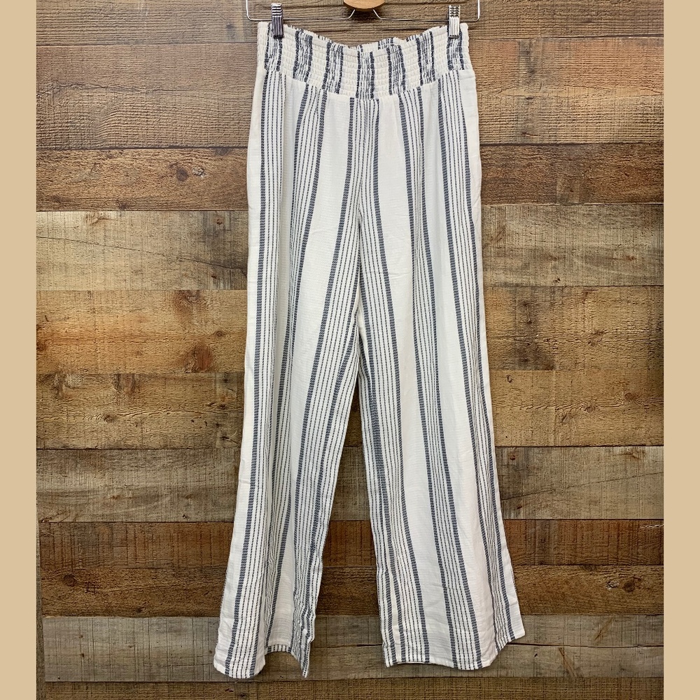 Wide-Leg Striped Pants